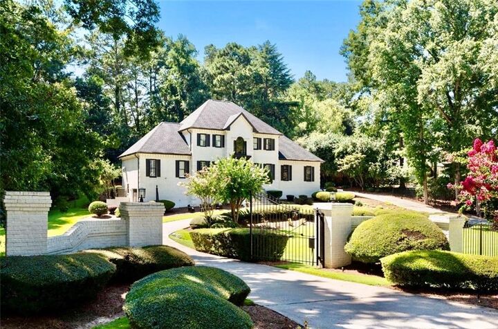 Property Photo:  4576 Ridgegate Drive  GA 30097 
