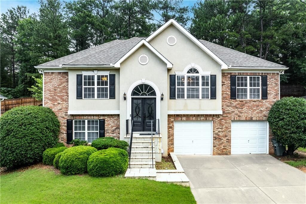 Property Photo:  1041 Soaring Drive  GA 30062 