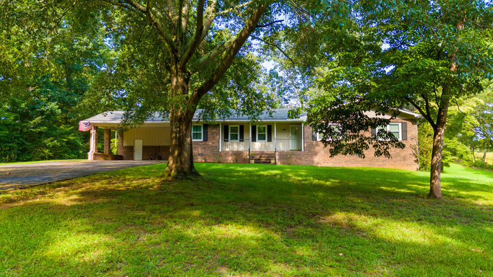 Property Photo:  156 Co 476  AL 35740 