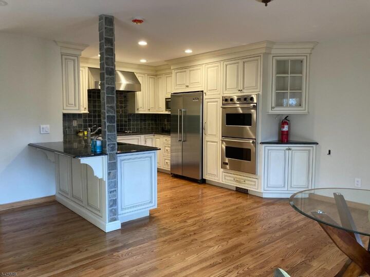 Property Photo:  73 Park Rd  NJ 07871 