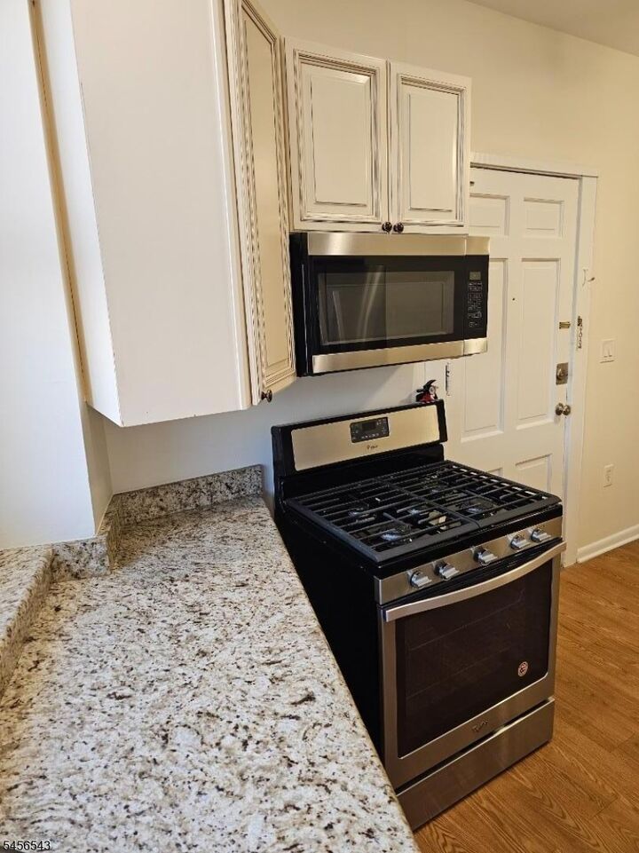 Property Photo:  410 Rahway Ave 408  NJ 07090 