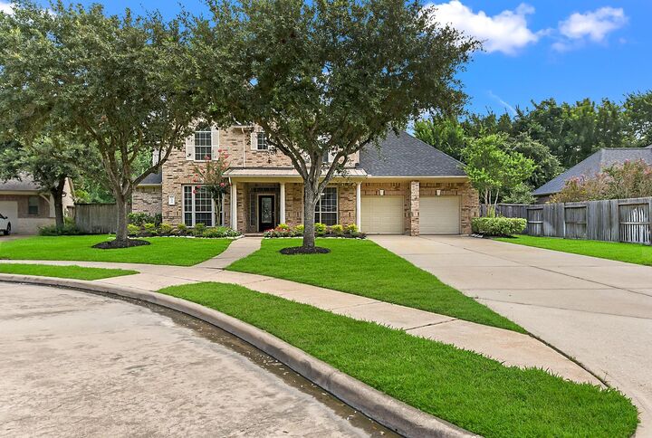 Property Photo: 1030 Bayou Vista Court TX 77494