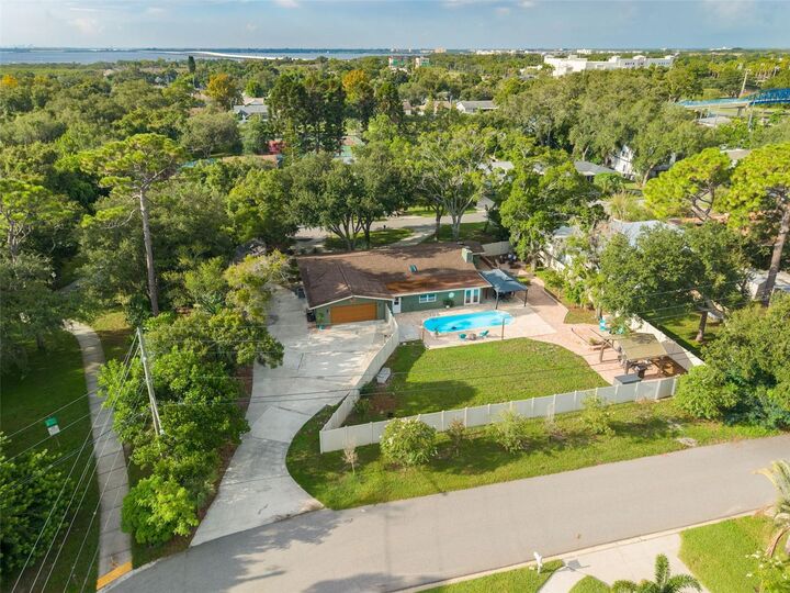 Property Photo: 3132 Wolfe Road FL 33759