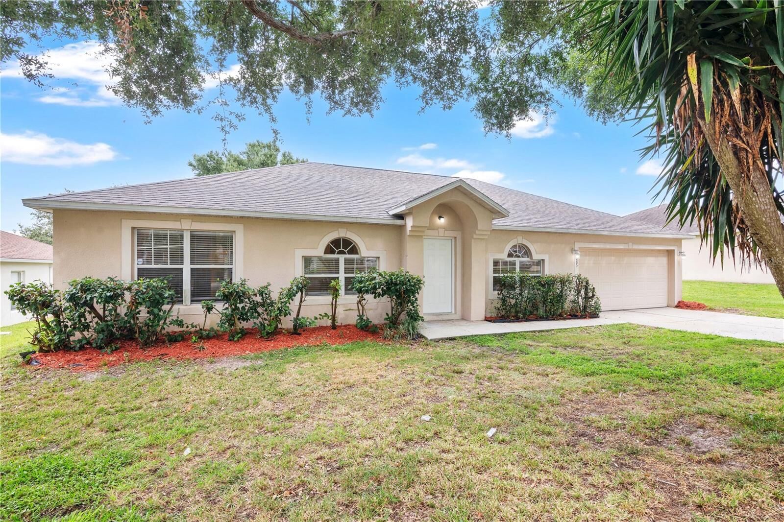 Property Photo:  2885 White Magnolia Loop  FL 34711 