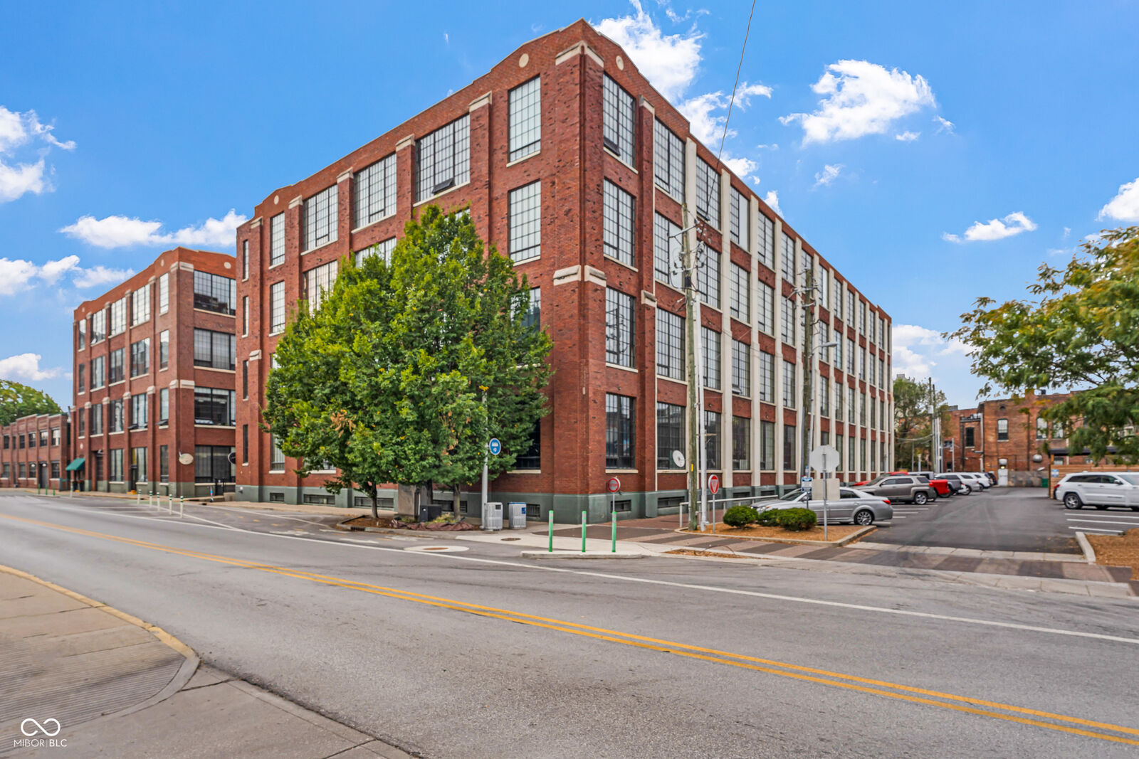 Property Photo:  630 N College Avenue 201  IN 46204 