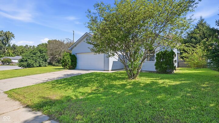 Property Photo: 3029 Seerley Creek Drive IN 46241
