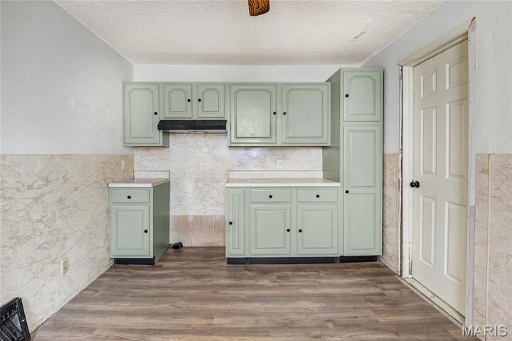Property Photo: 619 Benton Street MO 63088