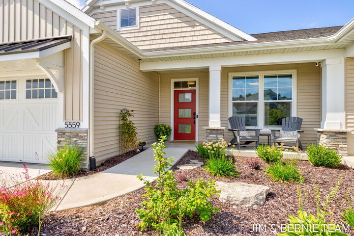Property Photo: 5559 Albright Avenue SW MI 49418