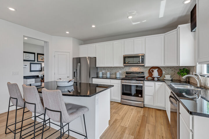 Property Photo: 12811 S Vicarage Drive IL 60585