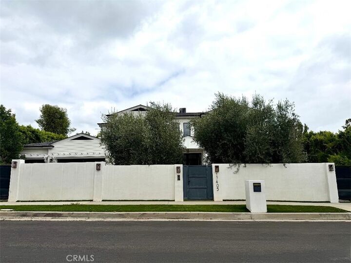 Property Photo:  17405 Cumpston  CA 91316 