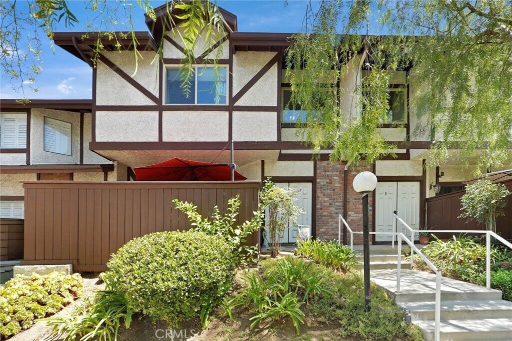 Property Photo: 10480 Sunland Boulevard 7 CA 91040