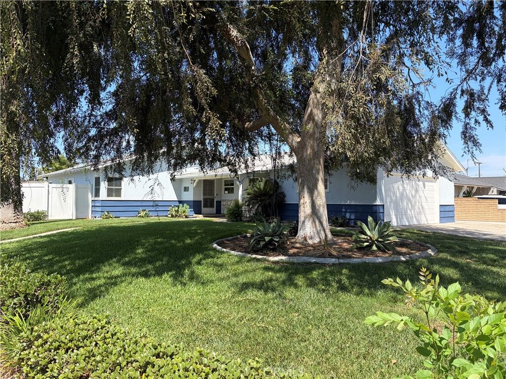 Property Photo:  11711 Brownlee  CA 92840 