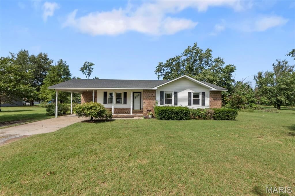 Property Photo: 206 Bohannon Street MO 63801