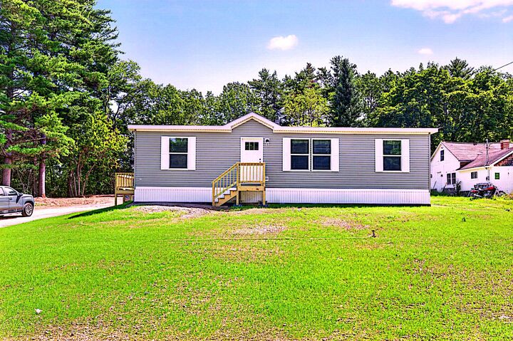 Property Photo: 15 Stevens Street ME 04073