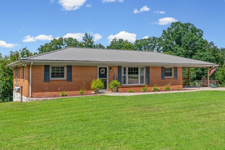 Property Photo:  871 Center Point Rd  TN 37058 