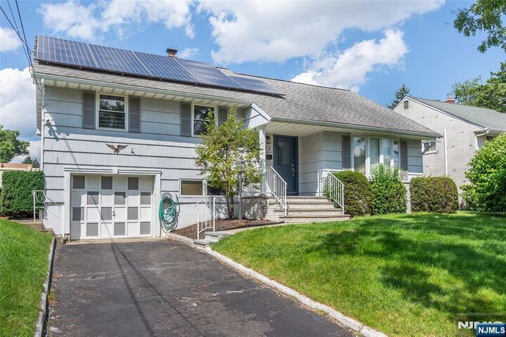Property Photo:  23 Urma Place  NJ 07003 