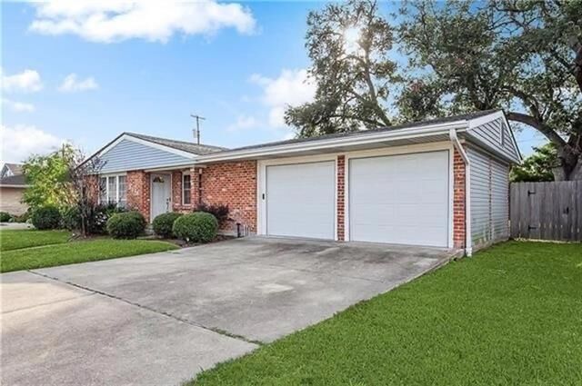 Property Photo:  3816 Purdue Drive  LA 70003 