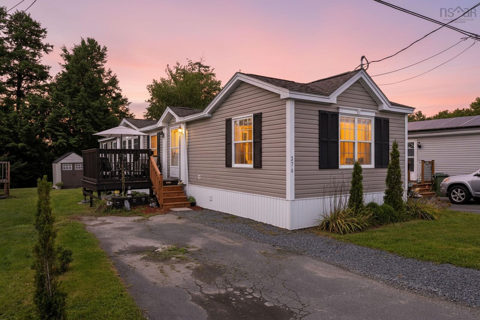 Property Photo: 276 Circle Drive NS B3E 1C1