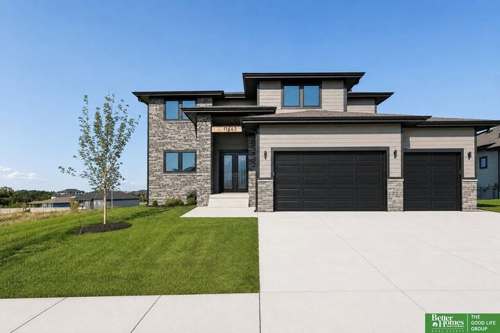 Property Photo:  11663 S 123rd Avenue  NE 68046 