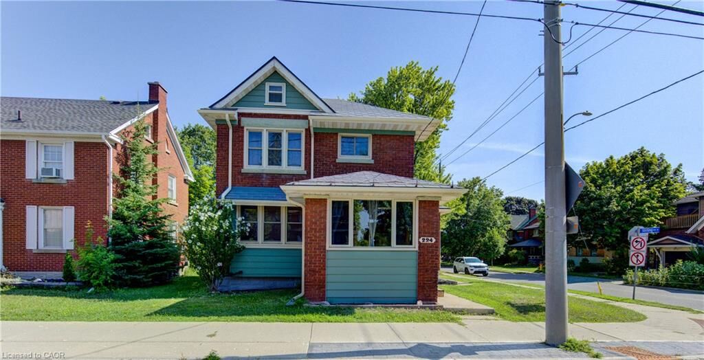 Property Photo: 224 Weber Street E ON N2H 1E8