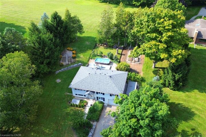 Property Photo: 843 Governor's Road ON L9H 5E3