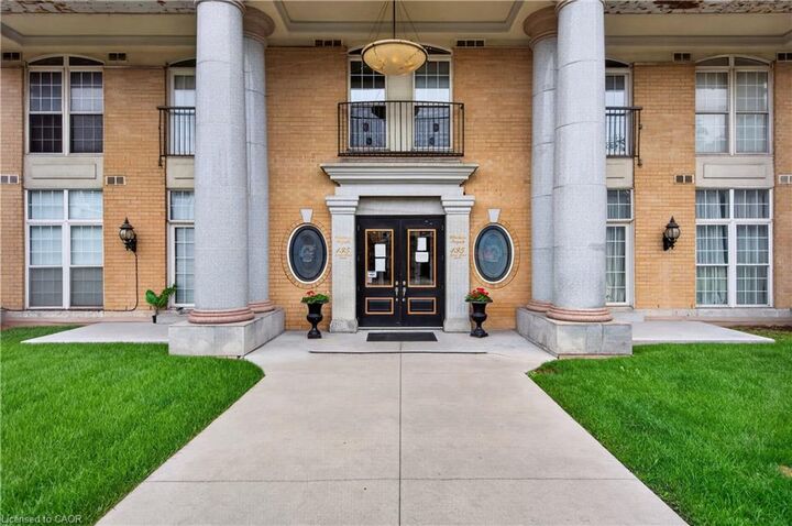 Property Photo:  135 James Street S 408  ON L8P 2Z6 