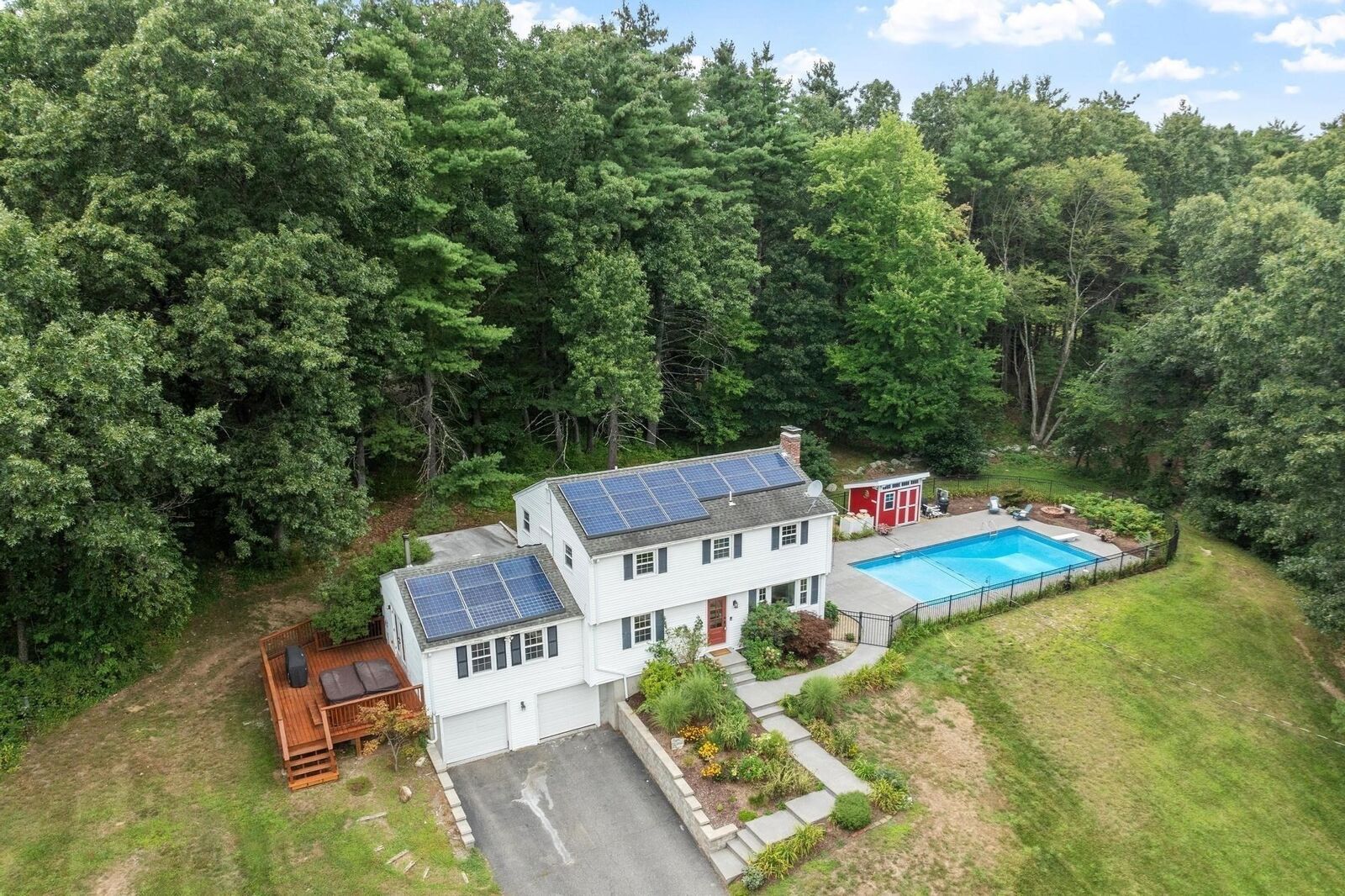 Property Photo:  3 Eldridge Road  MA 01451 