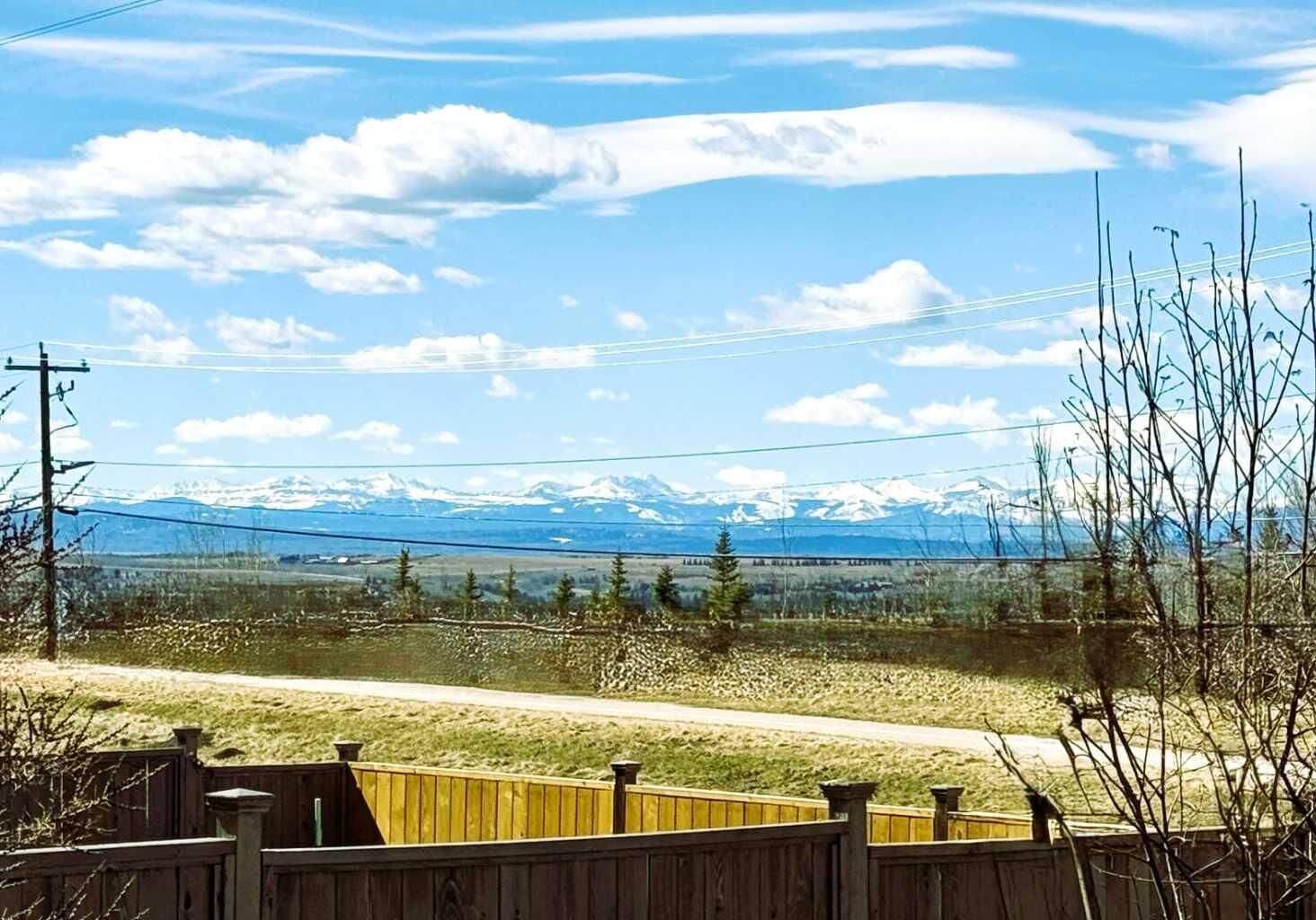 Property Photo: 13 Tuscany Ridge Mews NW AB T3L 3B7