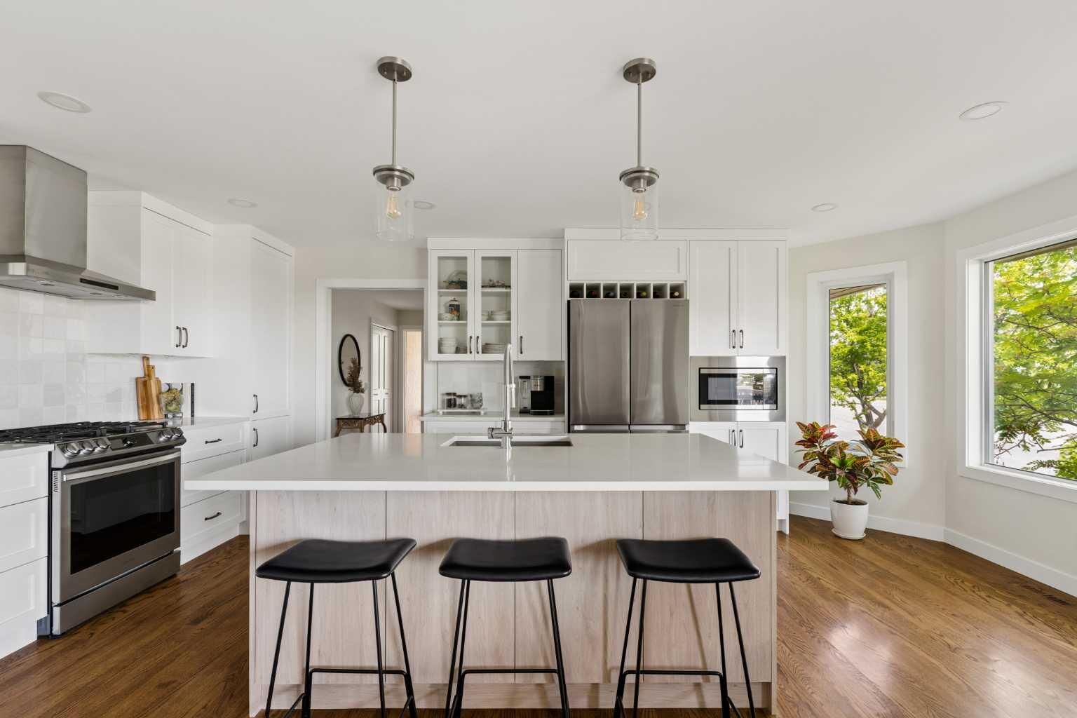 Property Photo: 5 Sienna Hills Court SW AB T3H 2W3