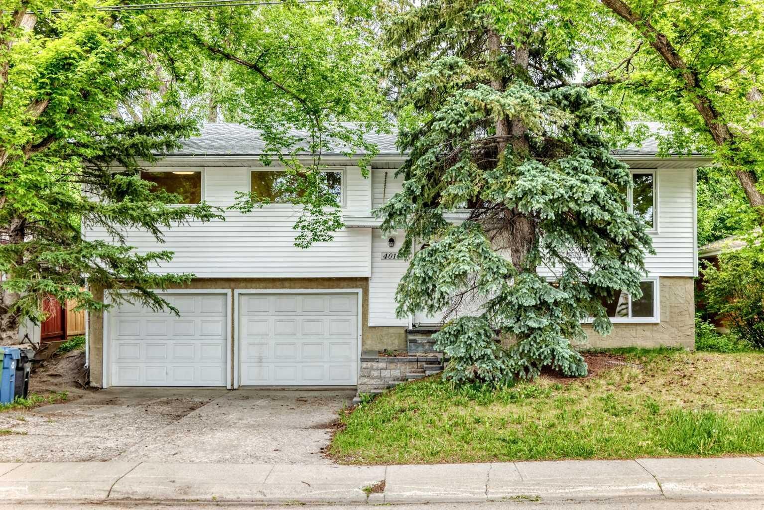 Property Photo: 4016 37 Street NW AB T2L 2J3