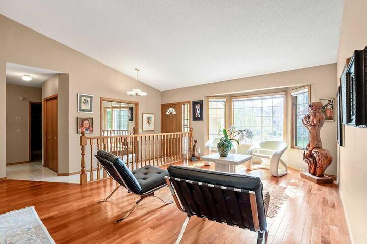 Property Photo: 208 Hawkview Manor Place NW AB T3G 2Z6