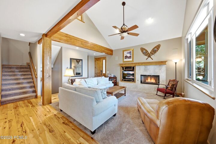 Property Photo: 1072 N Turnberry Court UT 84049