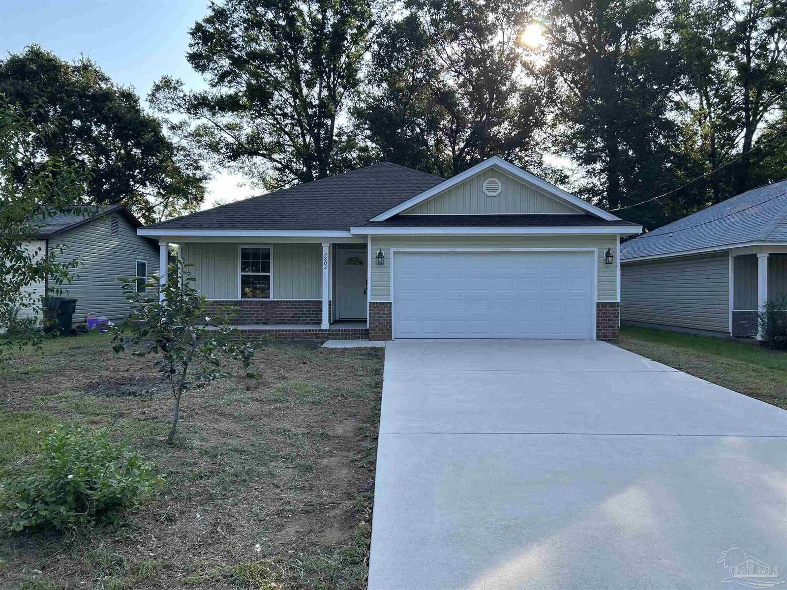 Property Photo: 2802 Donley St FL 32526