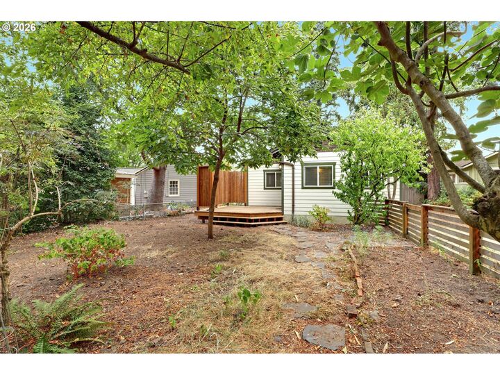 Property Photo: 4438 NE 90th Ave OR 97220