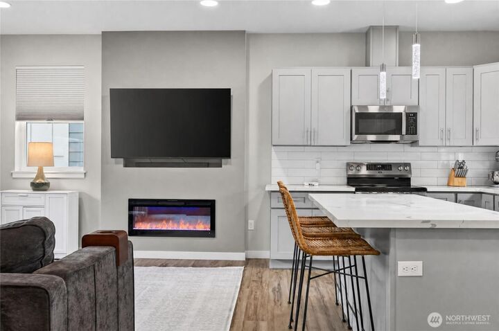 Property Photo: 1806 25th Street WA 98290