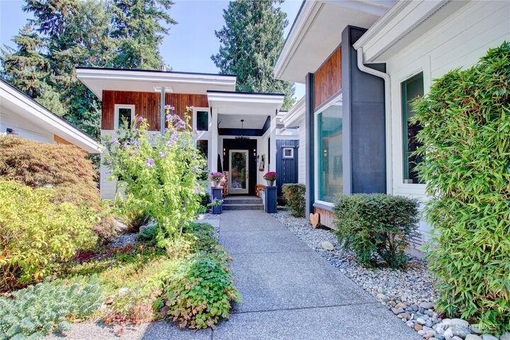 Property Photo:  27  Can Ku Road  WA 98282 