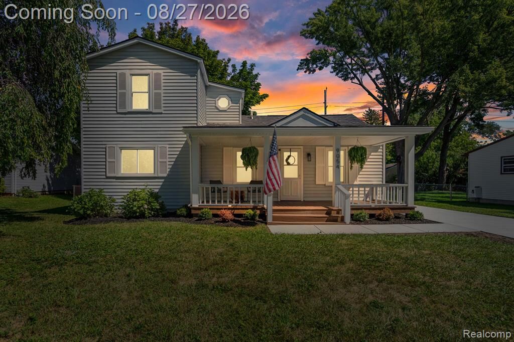 Property Photo: 9054 Oakview Street MI 48170