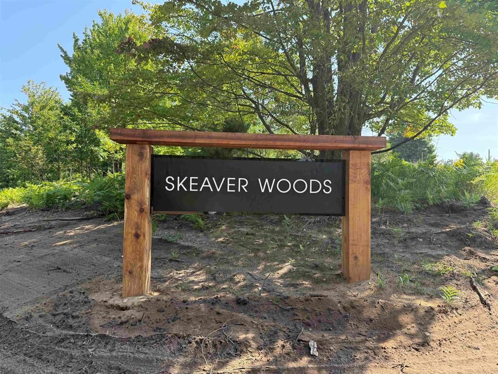 Property Photo:  927 Backcountry Drive  MI 49696 