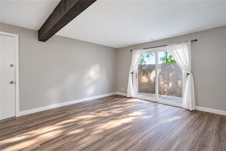Property Photo:  40 Cowesett Avenue 27  RI 02893 