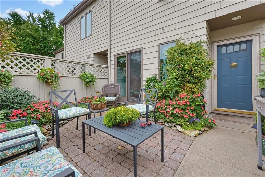 Property Photo:  91 Windward Lane  RI 02809 