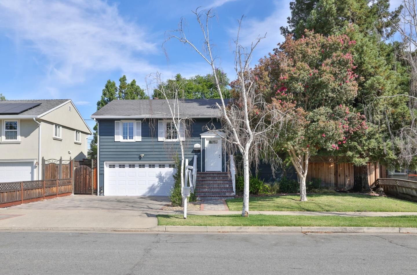 Property Photo:  1619 Hallbrook Drive  CA 95124 