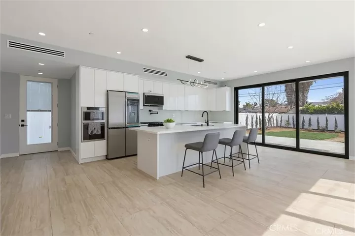 Property Photo: 6830 N Lubao Avenue CA 91306