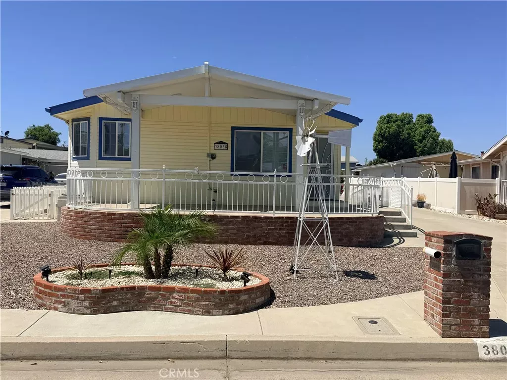 Property Photo:  38055 Calle Amigable  CA 92563 
