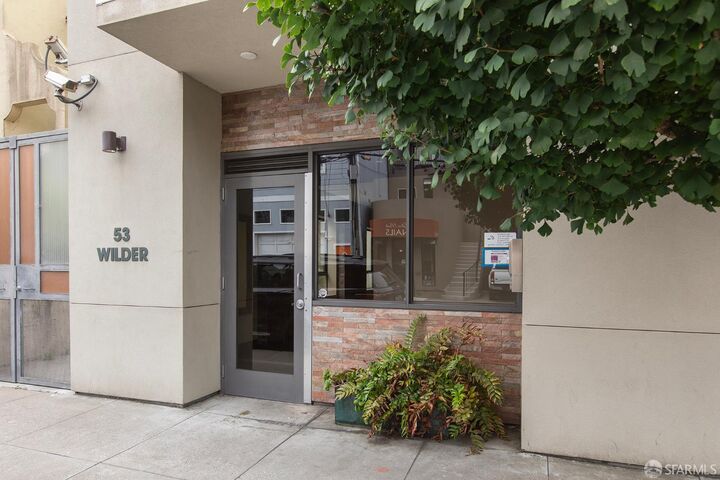 Property Photo:  53 Wilder Street 402  CA 94131 