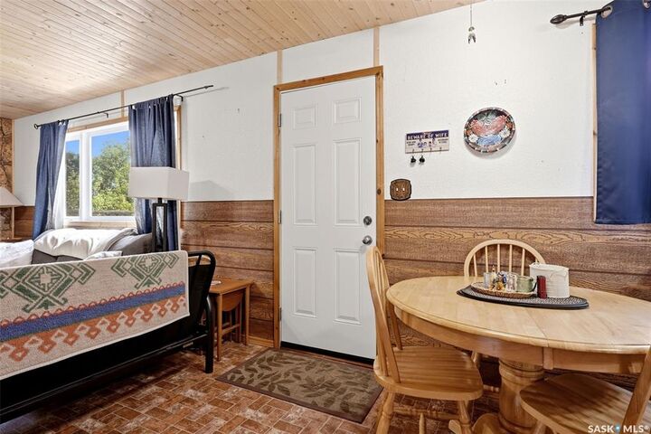 Property Photo:  514 Idylewylde Avenue  SK S0G 4L0 
