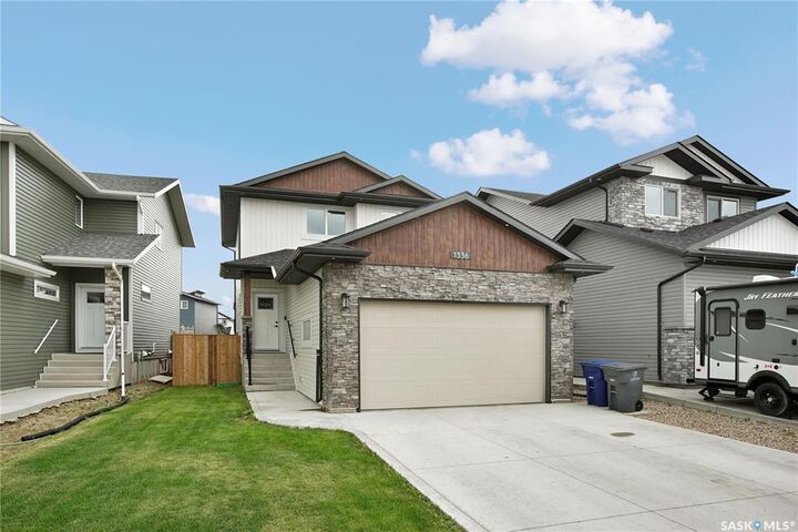 Property Photo: 1336 Parr Hill Drive SK S0K 2T1