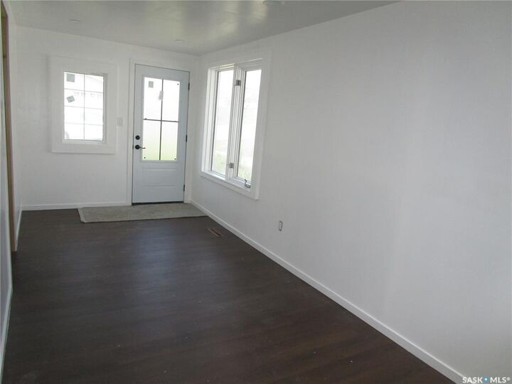 Property Photo:  2011 1st Street S  SK S0H 3R0 