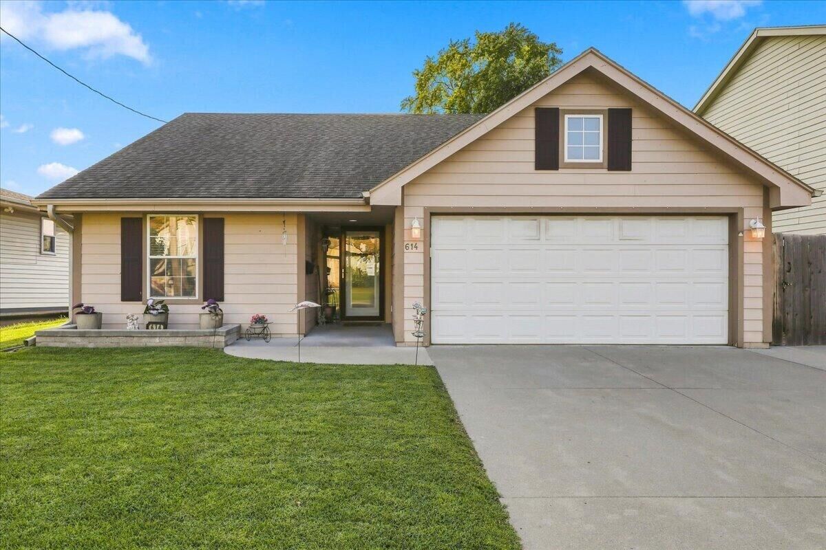 Property Photo:  614 N 36th  Street  IA 51501 