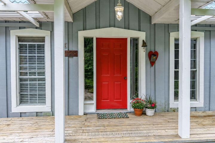Property Photo: 652 Warminster Side Road ON L0K 1E0