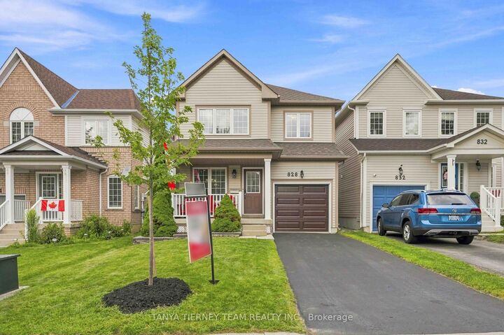 Property Photo: 828 Taggart Crescent ON L1K 0E5